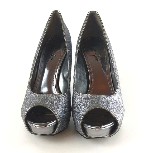 Jacqueline Ferrar Silver Sparkle Peep Toe Stilettos (Size: 7.5) - Picture 5 of 9